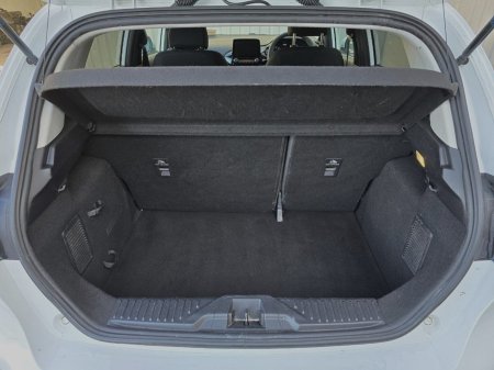 2020 Ford Fiesta - photo 20