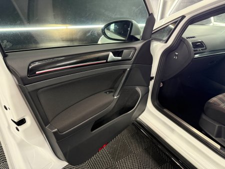 2014 Volkswagen Golf - photo 18