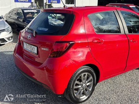 2017 Toyota Yaris - photo 16