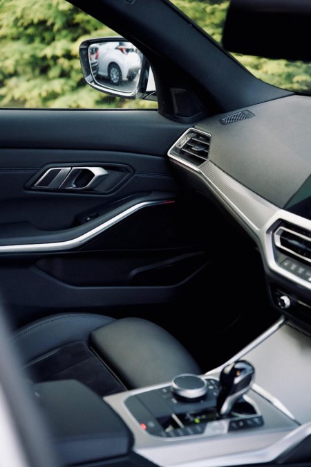 2021 BMW 3-Series - photo 13