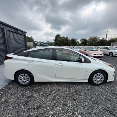 2020 Toyota Prius - photo 7