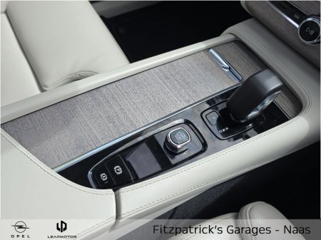 2023 Volvo XC90 - photo 23