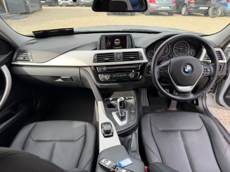 2017 BMW 3-Series - photo 17