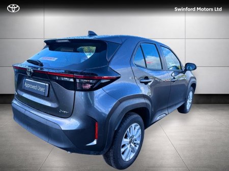 2026 Toyota Yaris Cross - photo 2