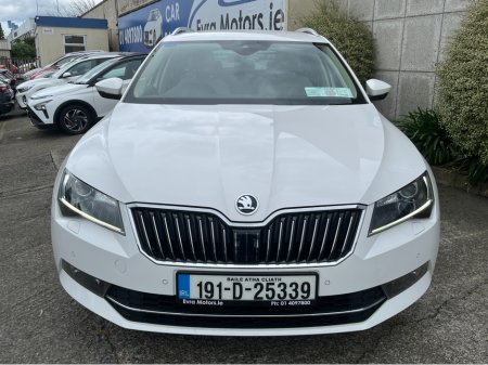 2019 Skoda Superb - photo 2