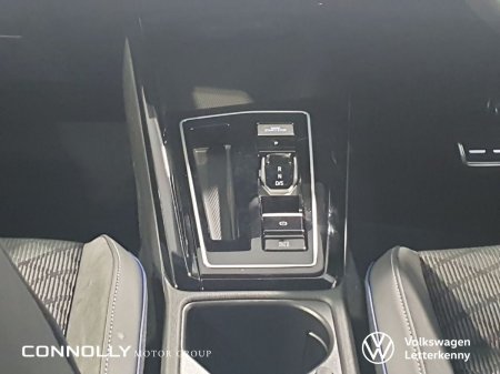 2026 Volkswagen Golf - photo 10