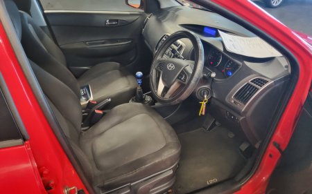 2013 Hyundai i20 - photo 13