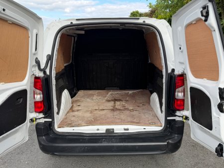 2021 Vauxhall Combo - photo 12