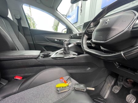 2018 Peugeot 5008 - photo 21