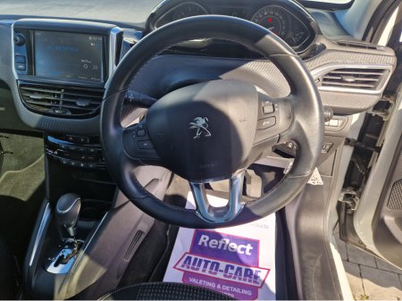 2017 Peugeot 208 - photo 16