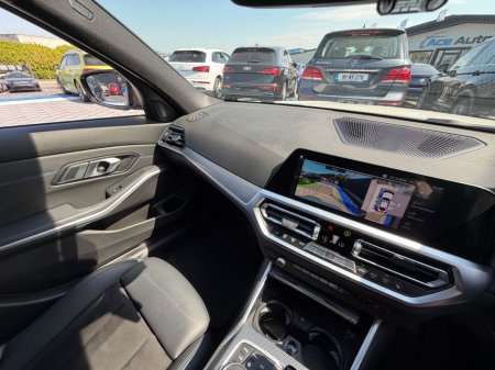 2021 BMW 3-Series - photo 31