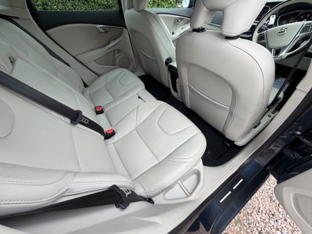 2019 Volvo V40 - photo 11