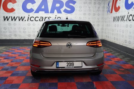 2019 Volkswagen Golf - photo 5