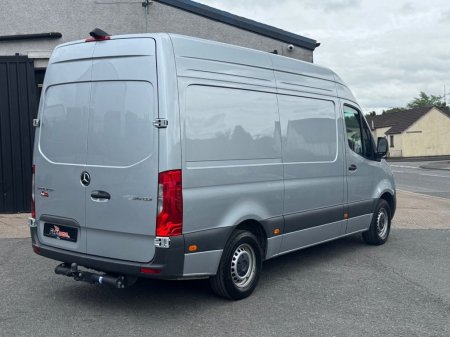 2025 Mercedes-Benz Sprinter - photo 6
