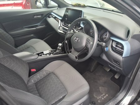2022 Toyota C-HR - photo 6