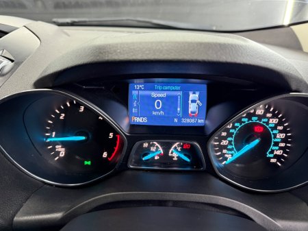 2015 Ford Kuga - photo 25