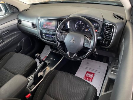 2018 Mitsubishi Outlander - photo 12