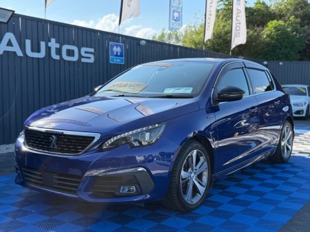2020 Peugeot 308 - photo 2