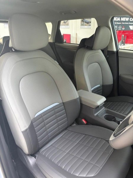 2027 Kia Seltos - photo 11
