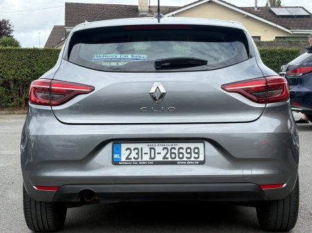 2023 Renault Clio - photo 6