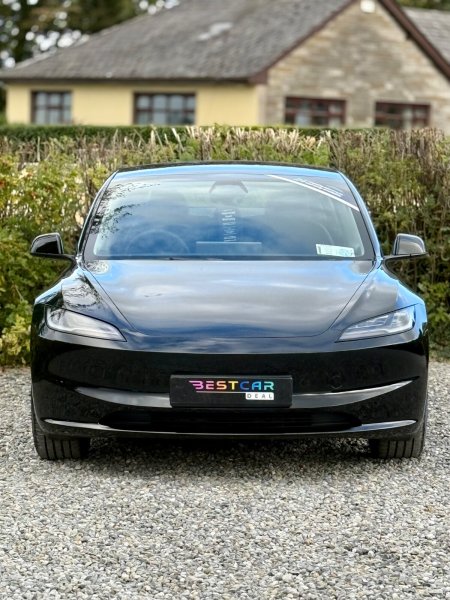 2025 Tesla Model 3 - photo 5
