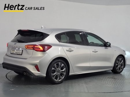 2023 Ford Focus - photo 3