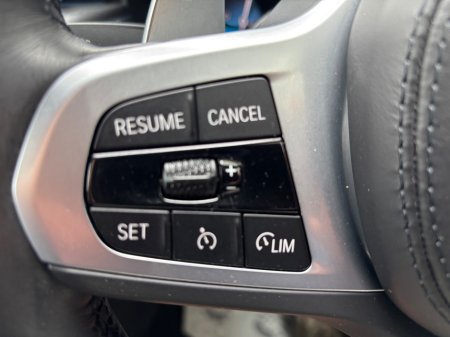 2022 BMW 5-Series - photo 14