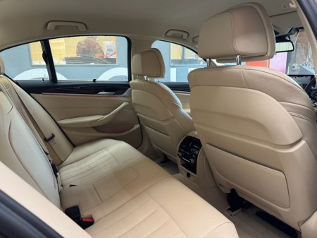 2018 BMW 5-Series - photo 22