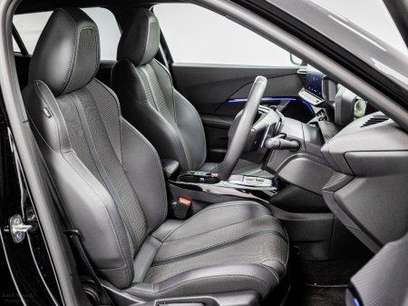 2025 Peugeot 2008 - photo 3