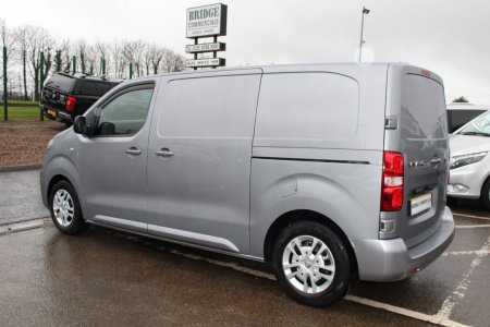 2022 Vauxhall Vivaro - photo 3