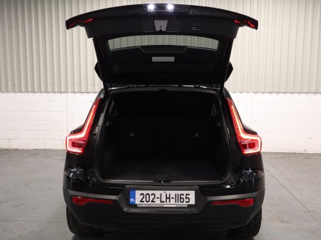 2020 Volvo XC40 - photo 30