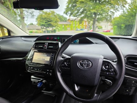 2020 Toyota Prius - photo 17