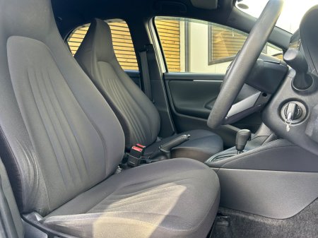 2021 Toyota Yaris - photo 7