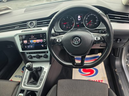 2018 Volkswagen Passat - photo 6
