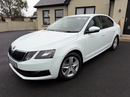 2019 Skoda Octavia - photo 2