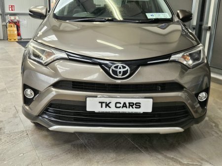 2016 Toyota RAV4 - photo 5