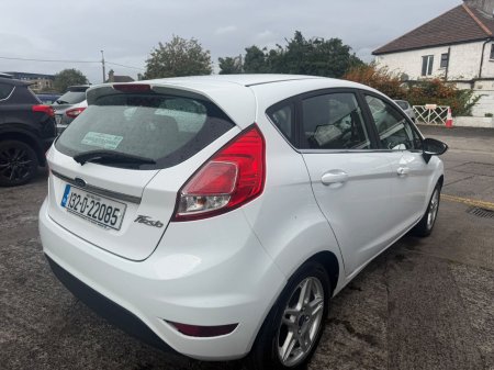 2013 Ford Fiesta - photo 9