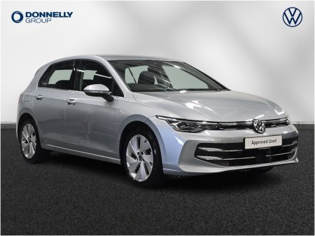 2025 Volkswagen Golf Hatchback Style