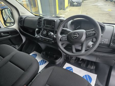 2025 Opel Movano - photo 13
