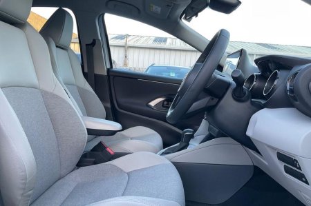 2022 Toyota Yaris - photo 17