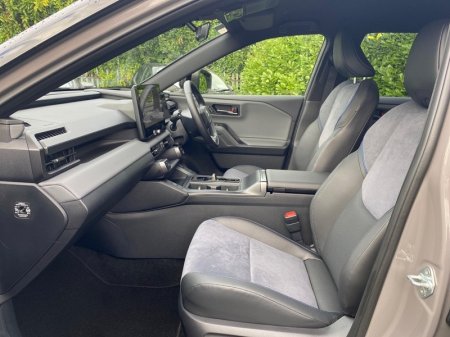 2026 Toyota RAV4 - photo 6