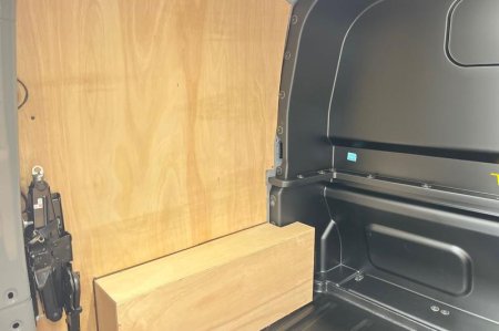 2025 Ford Transit Custom - photo 4