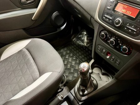 2015 Dacia Sandero - photo 5