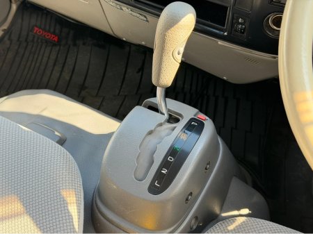 2015 Toyota Dyna - photo 16