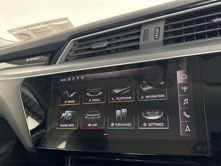 2020 Audi e-tron - photo 18