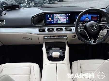 2025 Mercedes-Benz GLE - photo 2