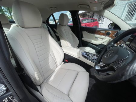 2017 Mercedes-Benz E-Class - photo 11