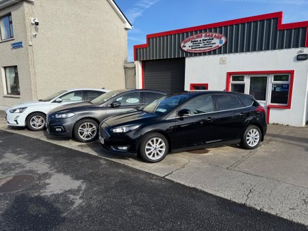 2016 Ford Focus - photo 2