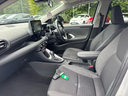 2021 Toyota Yaris - photo 6