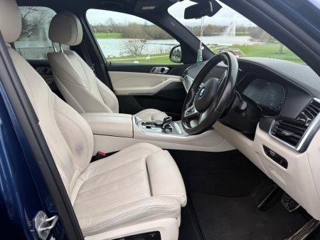 2022 BMW X5 - photo 9